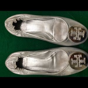 Tory Burch travel Ballet